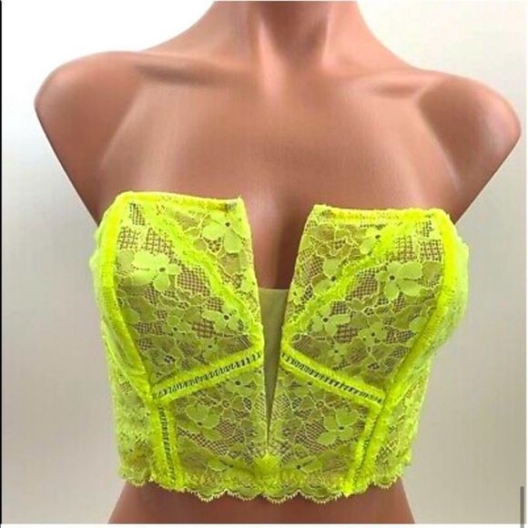 ⭐️3 in 1- New! Victorias Secret PINK Lace Top Limited Edition - Picture 8 of 11